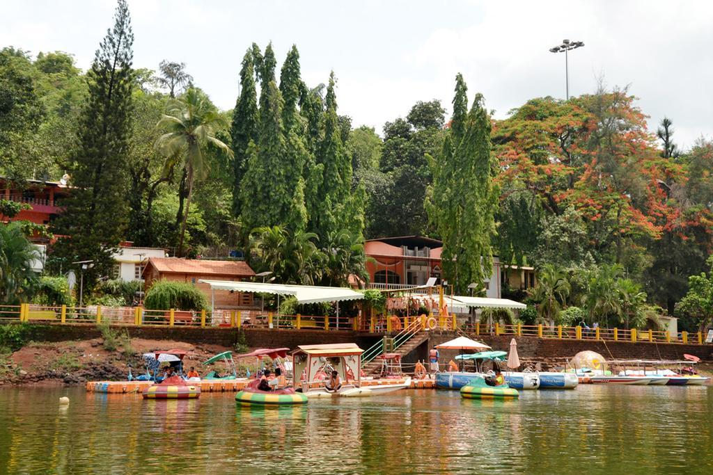 Mayem Lakeview Otel Goa Dış mekan fotoğraf